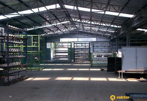 Kiadó raktár Kiadó raktár logisztikai szlgáltatással is Győr mellett